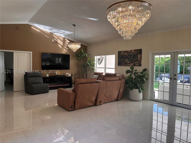 28565 SW 158th Ct, Homestead, FL 33033