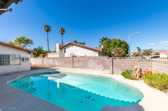 3765 Duneville Street, Las Vegas, NV 89103