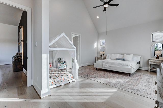 7606 Redwoods Forest Drive, Katy, TX 77493