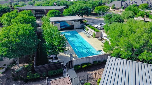 7606 Redwoods Forest Drive, Katy, TX 77493