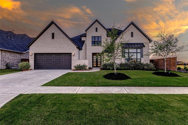 7606 Redwoods Forest Drive, Katy, TX 77493