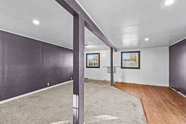 620 S Royal Avenue, Eagle Point, OR 97524