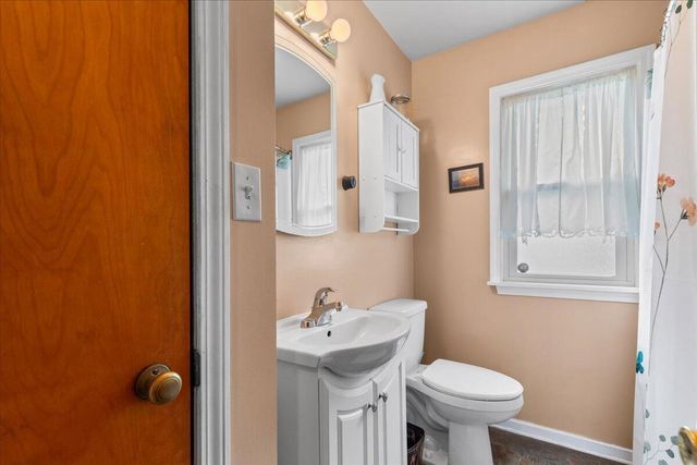 1405 W Custer AVENUE, Milwaukee, WI 53209