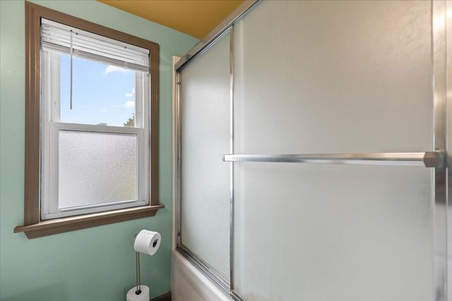 1405 W Custer AVENUE, Milwaukee, WI 53209