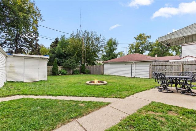 1405 W Custer AVENUE, Milwaukee, WI 53209