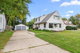 1405 W Custer AVENUE, Milwaukee, WI 53209