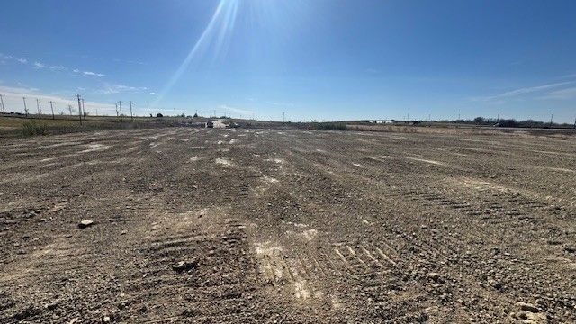 2824 Milam Road E, Sanger, TX 76266