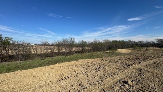 2824 Milam Road E, Sanger, TX 76266