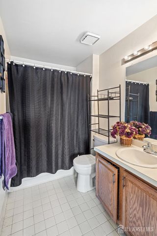 9207 Tamarron Drive, Plainsboro, NJ 08536