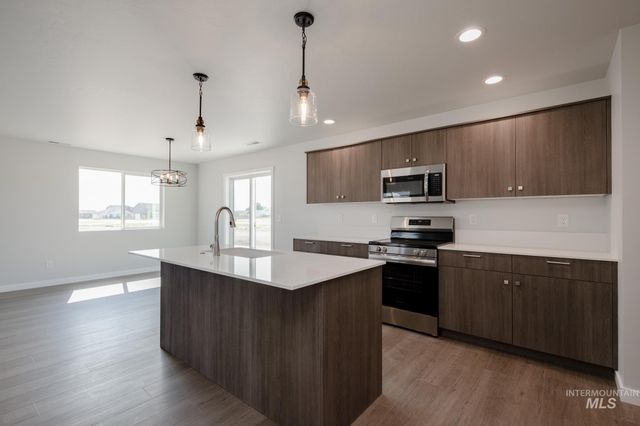 1436 Long Pond St, Middleton, ID 83644