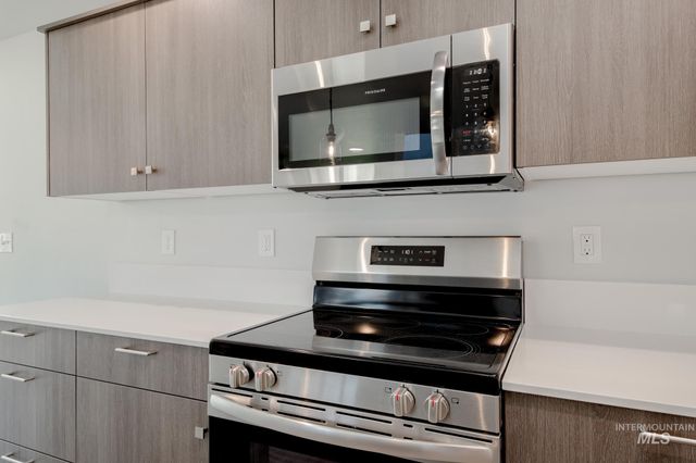 1436 Long Pond St, Middleton, ID 83644