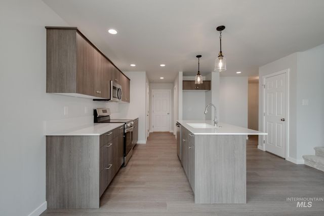 1436 Long Pond St, Middleton, ID 83644