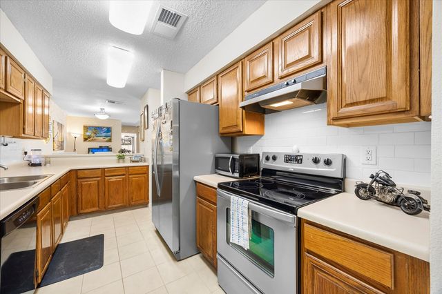 2540 Brook Hollow Court, Mesquite, TX 75150