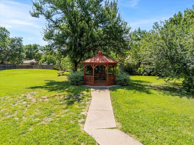 2540 Brook Hollow Court, Mesquite, TX 75150