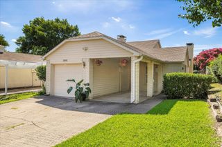 2540 Brook Hollow Court, Mesquite, TX 75150