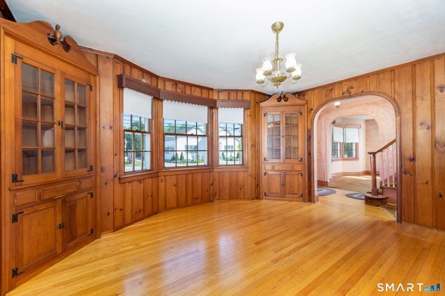 84 Norwich Avenue, Colchester, CT 06415