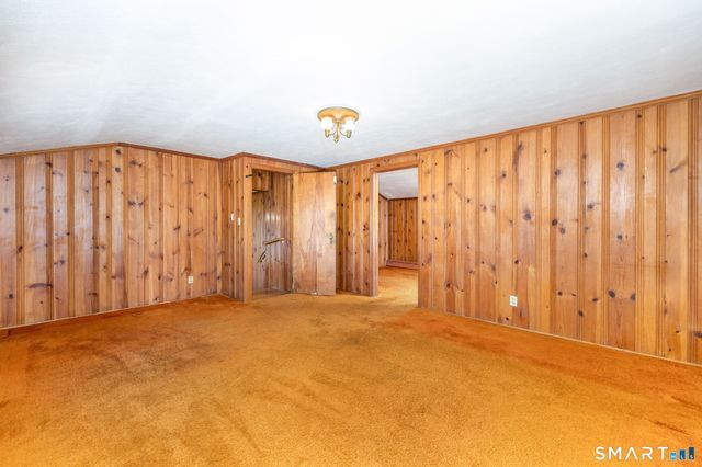 84 Norwich Avenue, Colchester, CT 06415