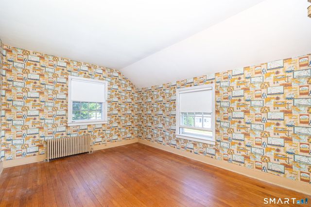 84 Norwich Avenue, Colchester, CT 06415