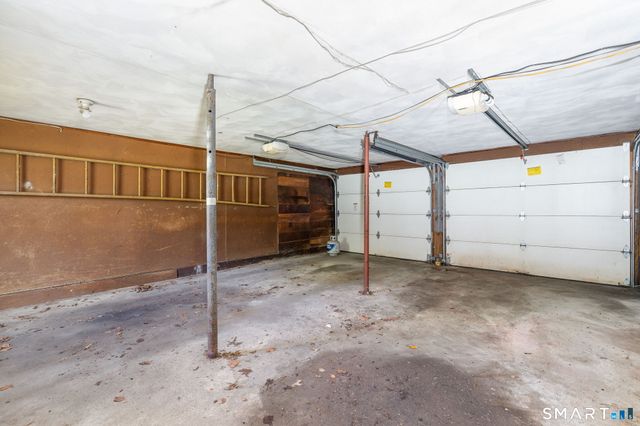 84 Norwich Avenue, Colchester, CT 06415