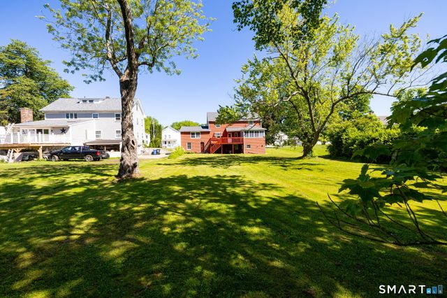 84 Norwich Avenue, Colchester, CT 06415