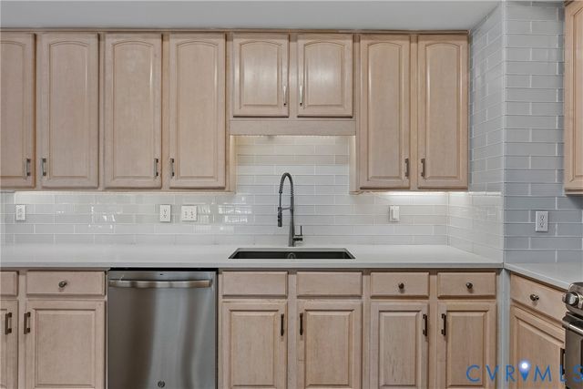 11100 Glen Hollow Ct, Henrico, VA 23233