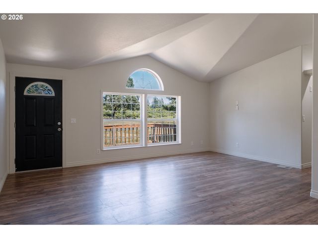 29500 Ne WILSONVILLE Rd, Newberg, OR 97132