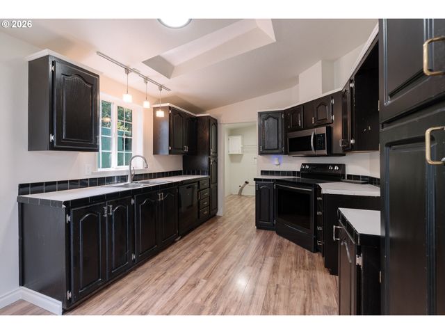 29500 Ne WILSONVILLE Rd, Newberg, OR 97132