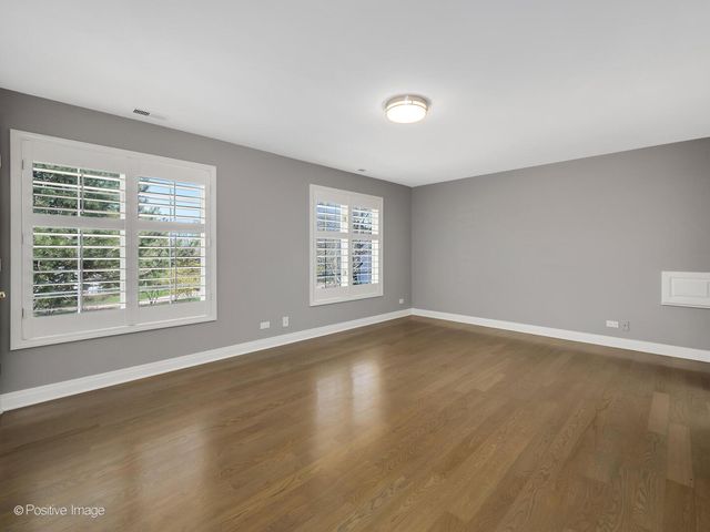 1604 Burr Ridge Club, Burr Ridge, IL 60527