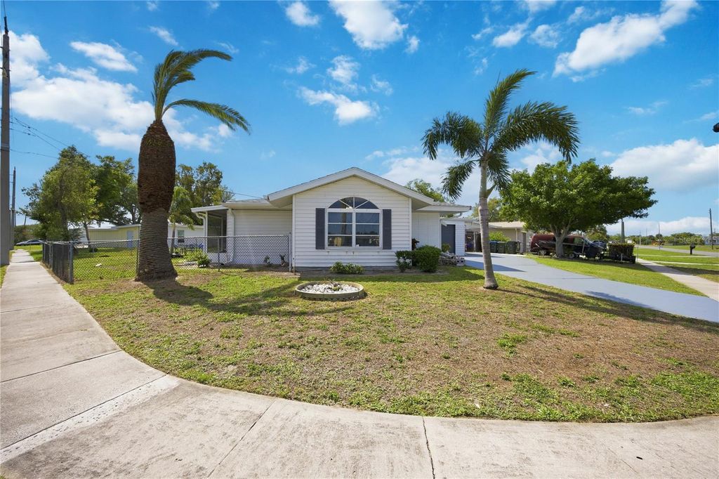 Image 45 of property listing at 6408 PAN AMERICAN BOULEVARD, North Port, FL 34287