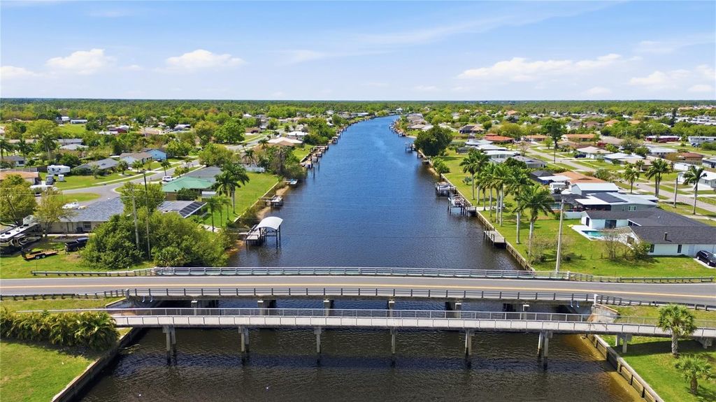 Image 54 of property listing at 6408 PAN AMERICAN BOULEVARD, North Port, FL 34287