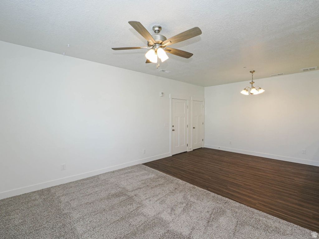 Image 14 of property listing at 13742 S HANLEY LN #GG202, Riverton, UT 84096