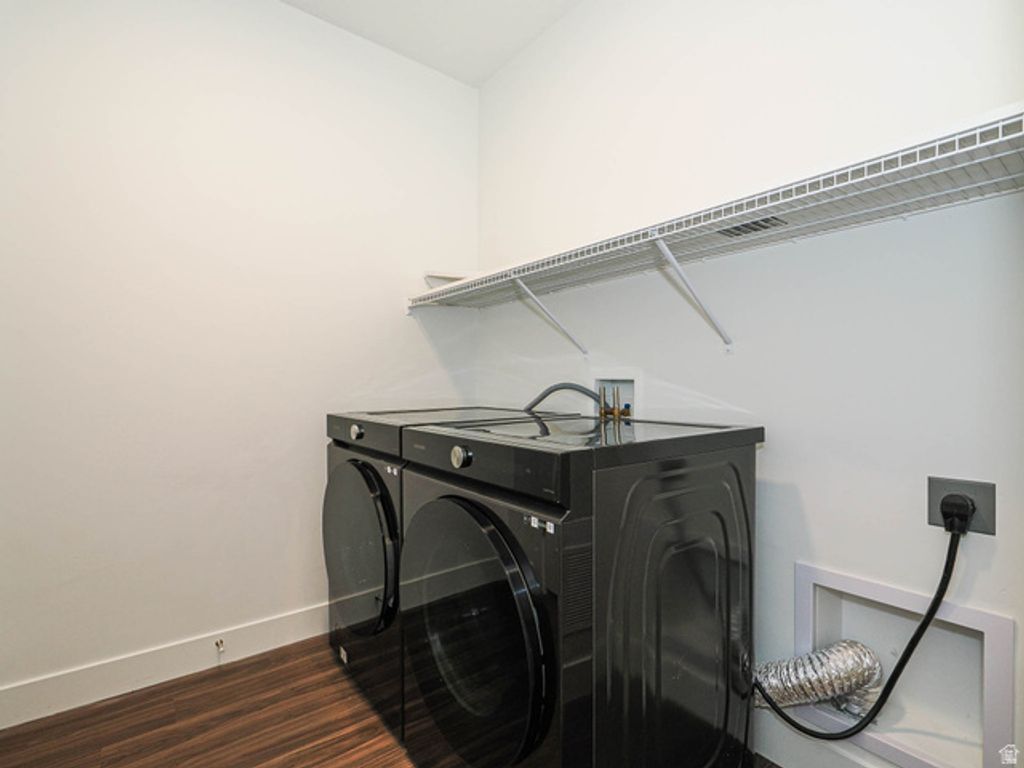 Image 18 of property listing at 13742 S HANLEY LN #GG202, Riverton, UT 84096