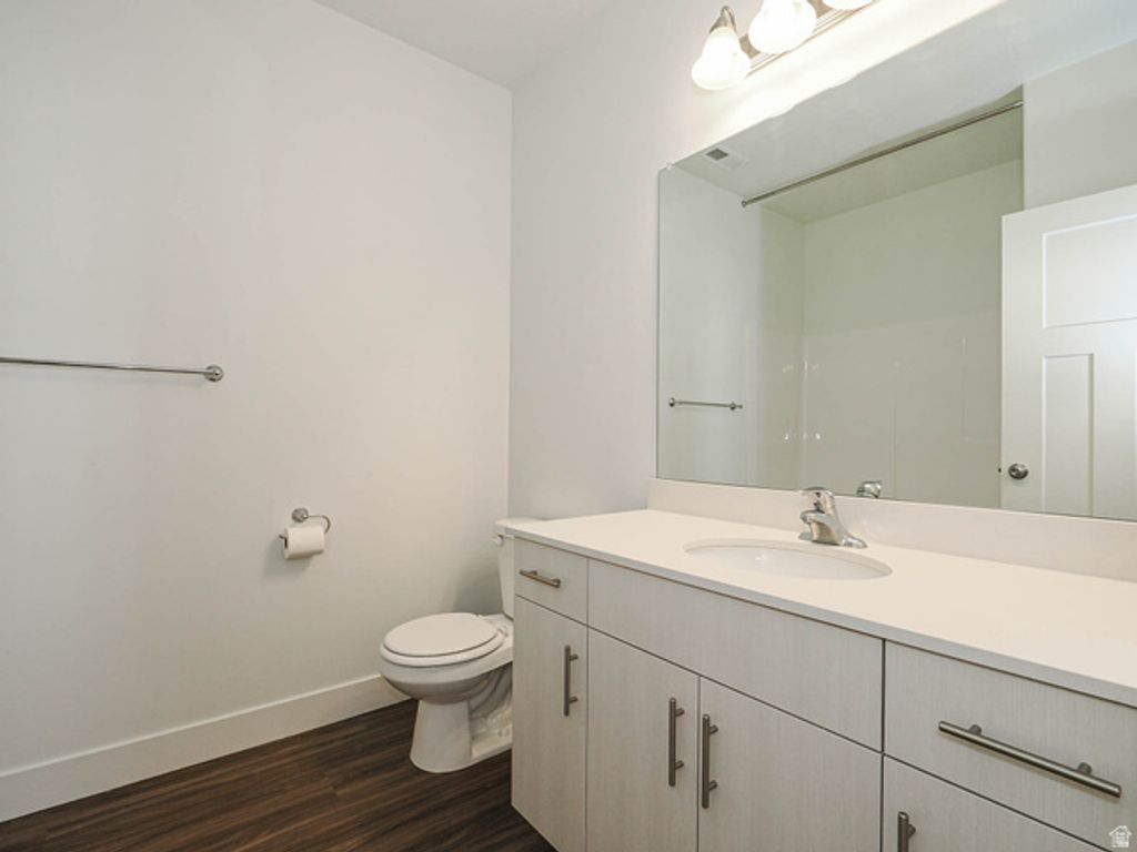 Image 19 of property listing at 13742 S HANLEY LN #GG202, Riverton, UT 84096