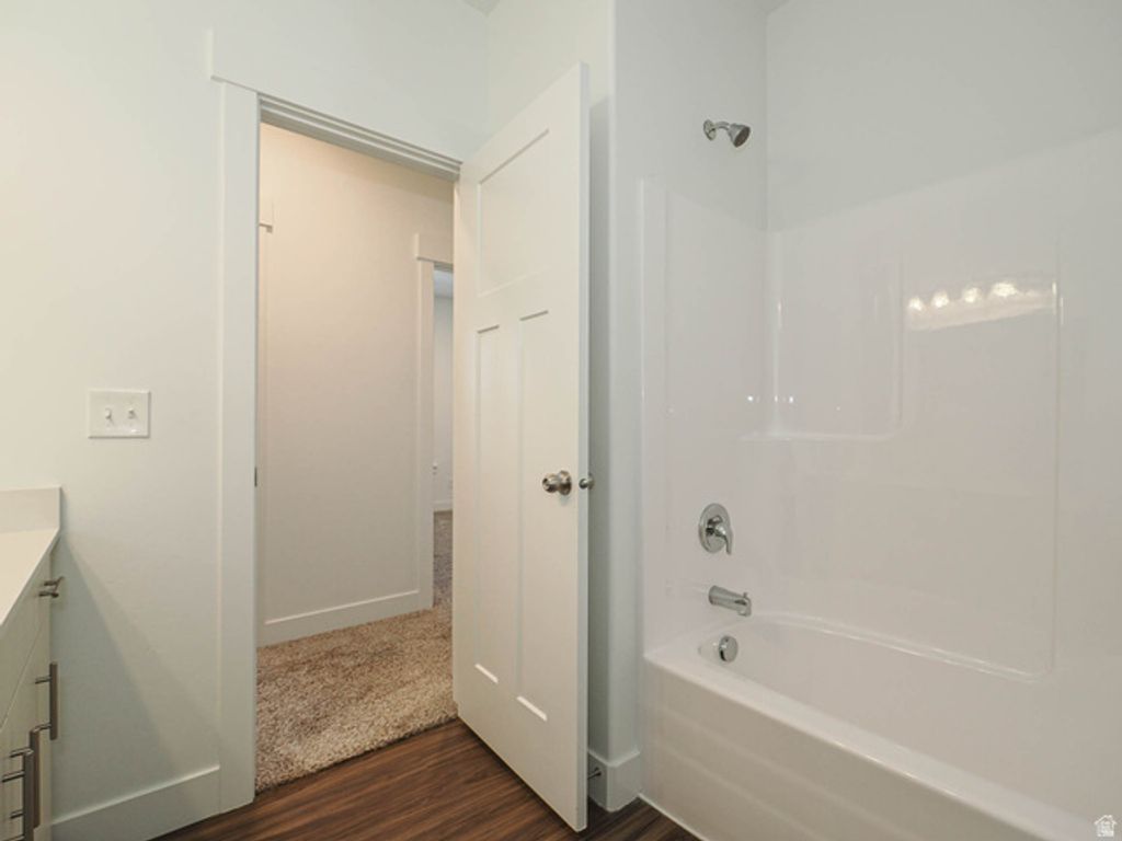 Image 20 of property listing at 13742 S HANLEY LN #GG202, Riverton, UT 84096