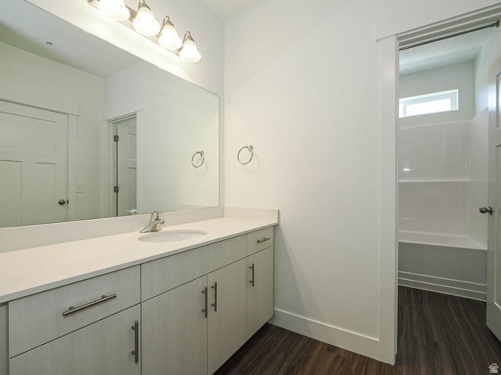 Image 25 of property listing at 13742 S HANLEY LN #GG202, Riverton, UT 84096