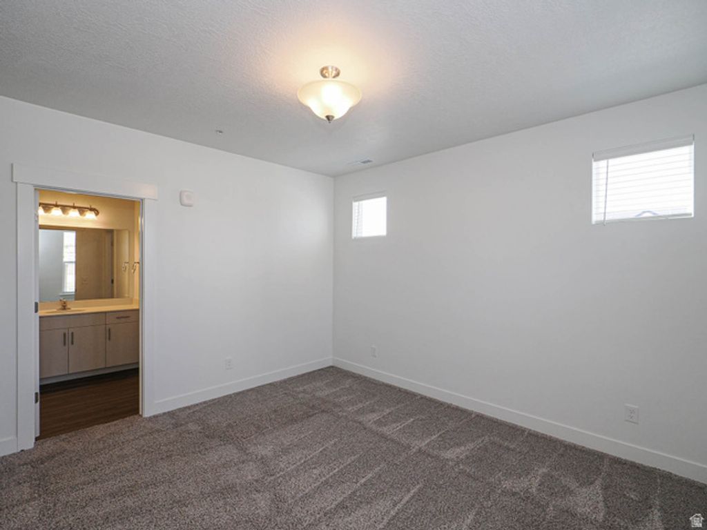 Image 27 of property listing at 13742 S HANLEY LN #GG202, Riverton, UT 84096