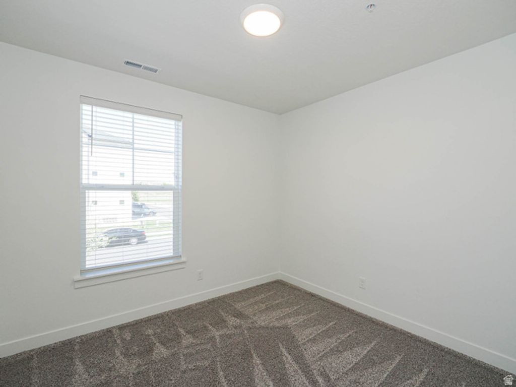 Image 29 of property listing at 13742 S HANLEY LN #GG202, Riverton, UT 84096