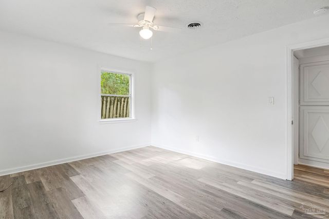 113 Berkley Dr, Pensacola, FL 32503