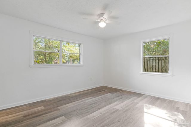 113 Berkley Dr, Pensacola, FL 32503