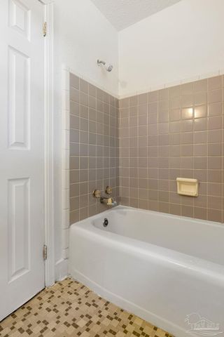 113 Berkley Dr, Pensacola, FL 32503