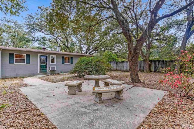 113 Berkley Dr, Pensacola, FL 32503