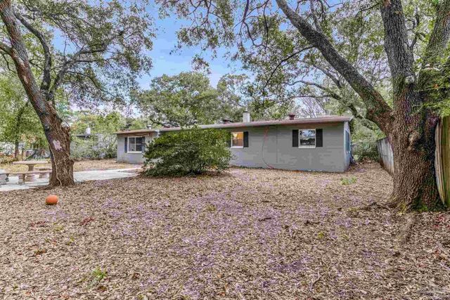 113 Berkley Dr, Pensacola, FL 32503