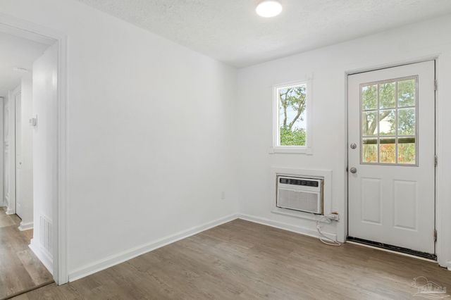 113 Berkley Dr, Pensacola, FL 32503