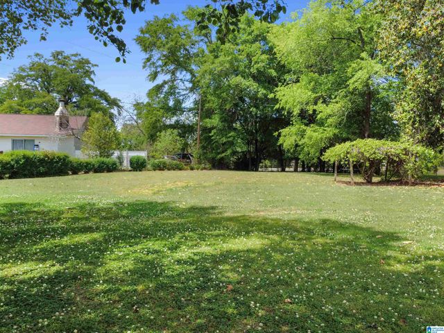 923 HERITAGE DRIVE, Sylacauga, AL 35150