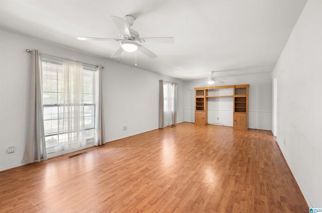 923 HERITAGE DRIVE, Sylacauga, AL 35150