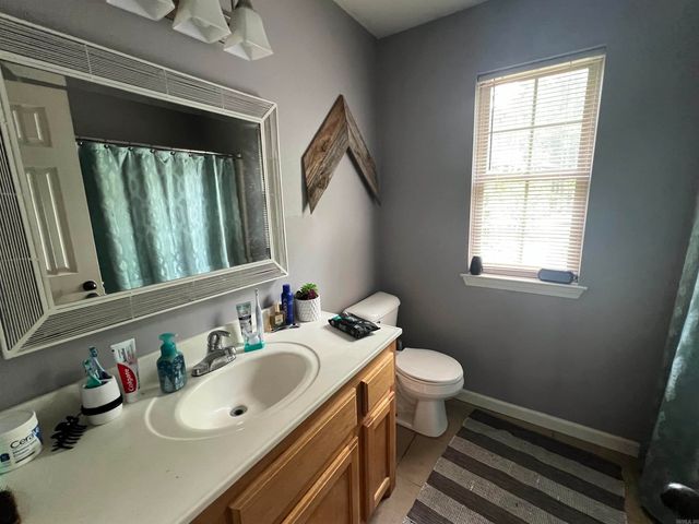 368 Meadow Creek Drive, Benton, AR 72015