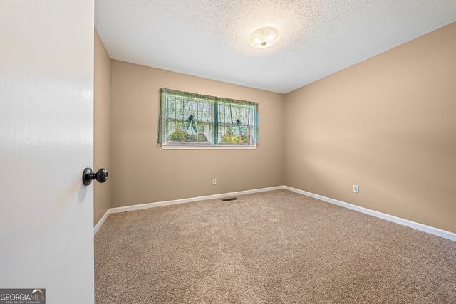380 Pine Valley Drive, Royston, GA 30662