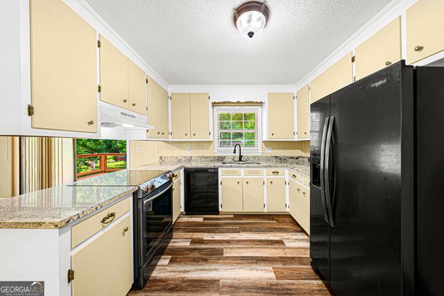 380 Pine Valley Drive, Royston, GA 30662