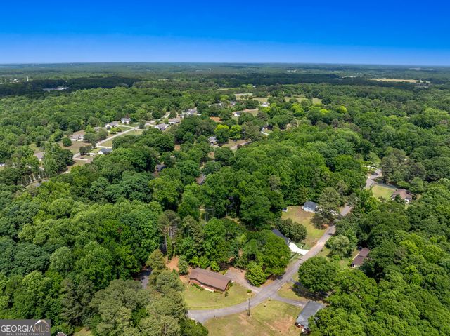 380 Pine Valley Drive, Royston, GA 30662
