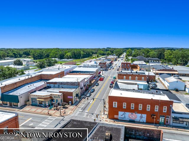 380 Pine Valley Drive, Royston, GA 30662